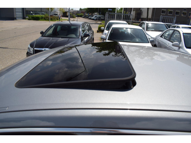 Mercedes-Benz E-Klasse (foto 13)