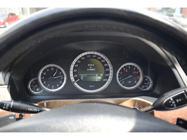 Mercedes-Benz E-Klasse (foto 23)