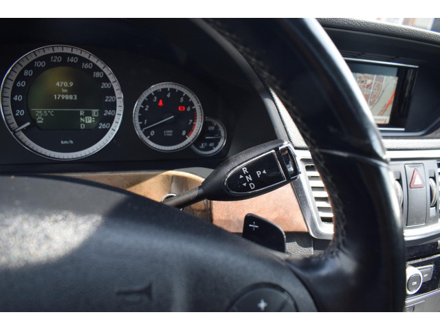 Mercedes-Benz E-Klasse (foto 24)