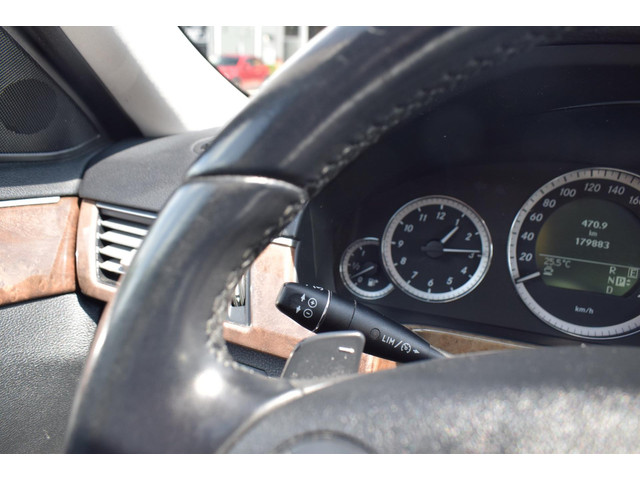 Mercedes-Benz E-Klasse (foto 25)