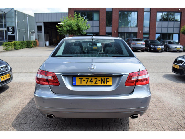 Mercedes-Benz E-Klasse (foto 3)