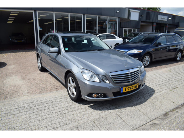 Mercedes-Benz E-Klasse (foto 6)