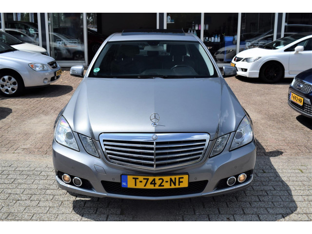 Mercedes-Benz E-Klasse (foto 7)