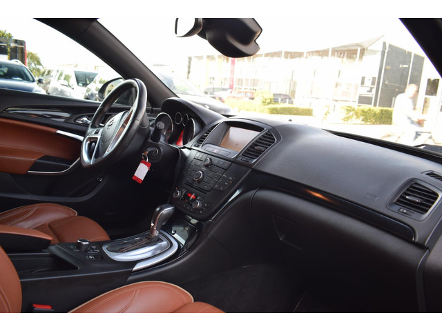 Opel Insignia (foto 11)