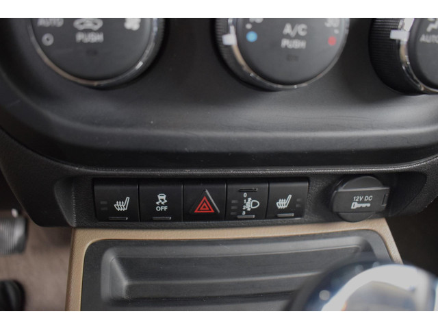 Jeep Compass (foto 14)