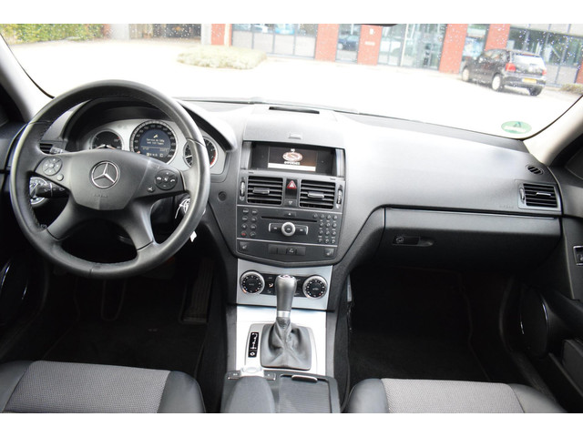 Mercedes-Benz C-Klasse (foto 8)