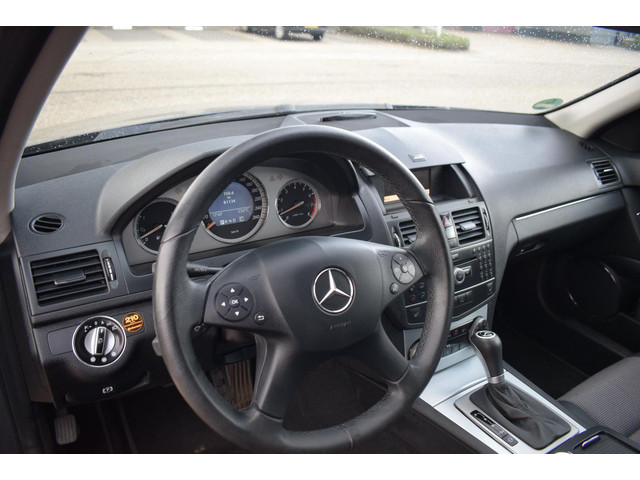 Mercedes-Benz C-Klasse (foto 9)