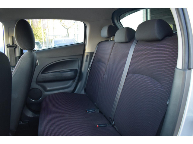 Mitsubishi Space Star (foto 12)