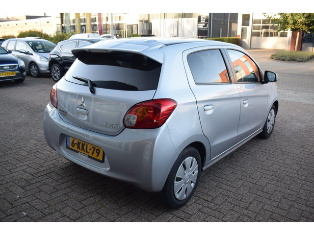 Mitsubishi Space Star (foto 4)