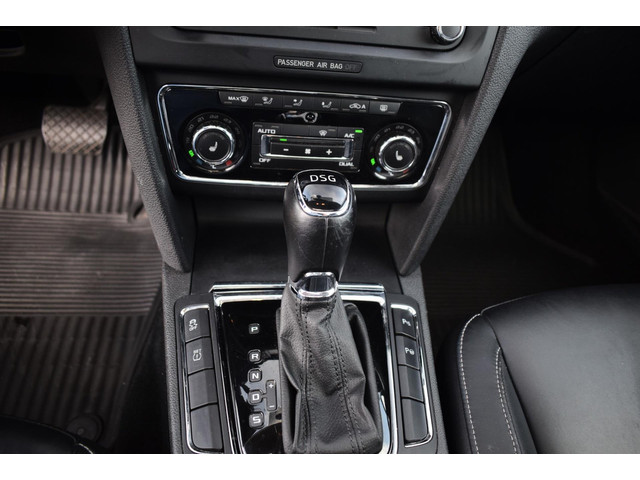 Škoda Superb (foto 22)