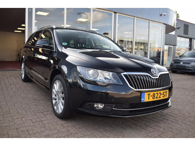 Škoda Superb (foto 3)