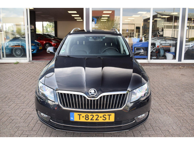 Škoda Superb (foto 4)