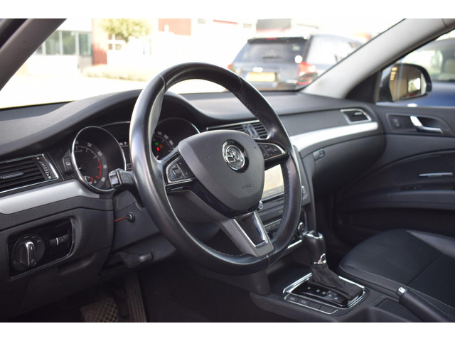 Škoda Superb (foto 6)