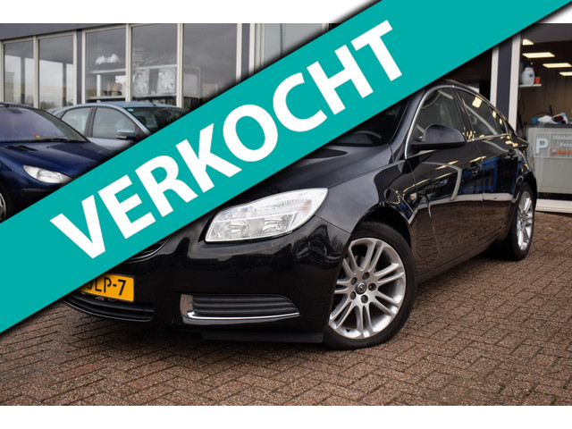 Opel Insignia 1.8 Edition | NAVIGATIE | CLIMATE CONTROL | CRUISE CONTROL | PARKEERSENSOREN | STUURBEDIENING |