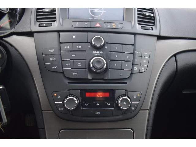 Opel Insignia (foto 18)
