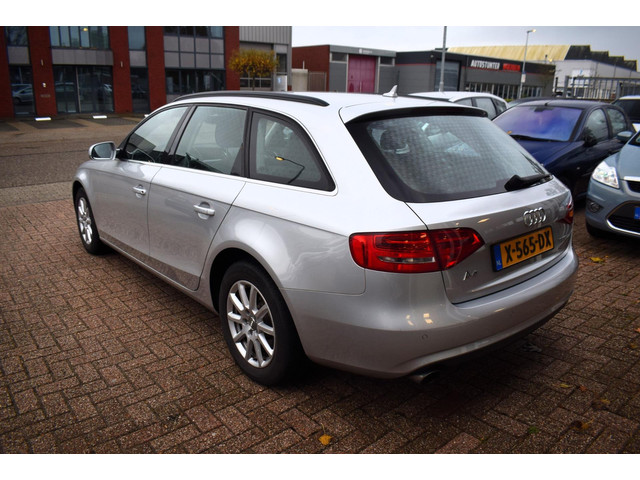 Audi A4 (foto 2)