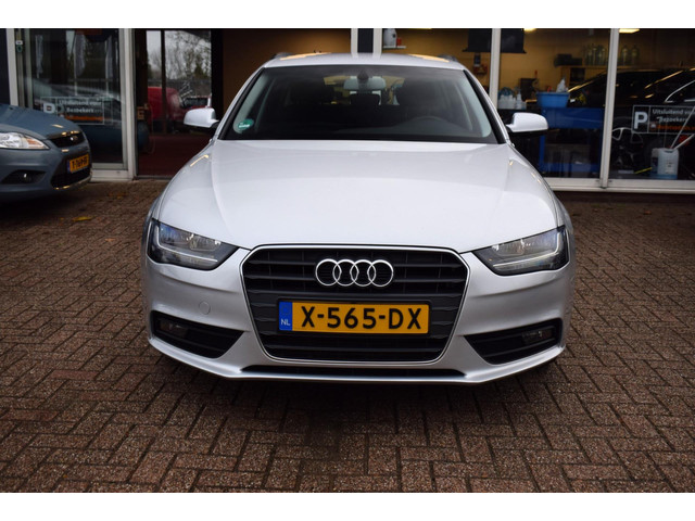 Audi A4 (foto 6)