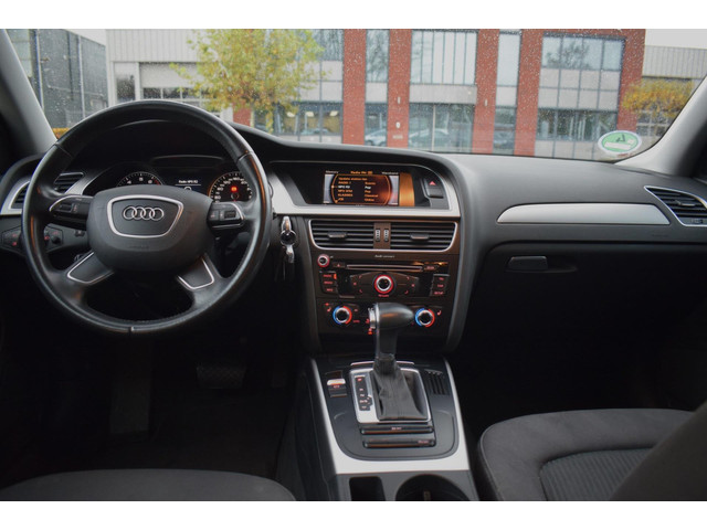 Audi A4 (foto 9)