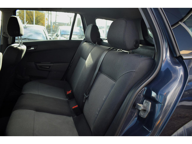 Opel Astra (foto 12)