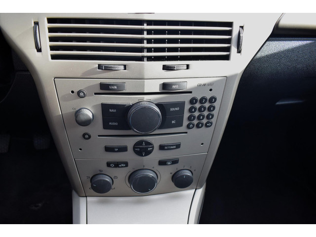 Opel Astra (foto 19)