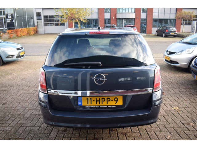 Opel Astra (foto 4)