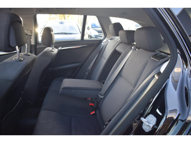 Mercedes-Benz C-Klasse (foto 11)