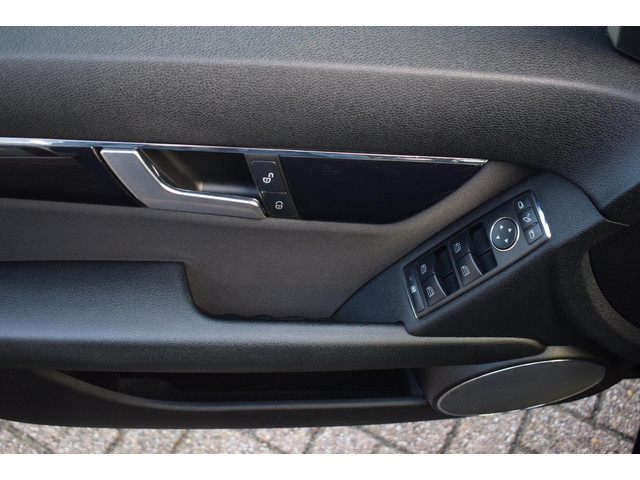 Mercedes-Benz C-Klasse (foto 13)