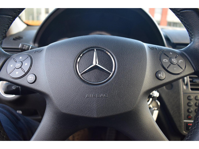 Mercedes-Benz C-Klasse (foto 18)