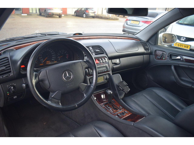 Mercedes-Benz CLK-Klasse (foto 12)