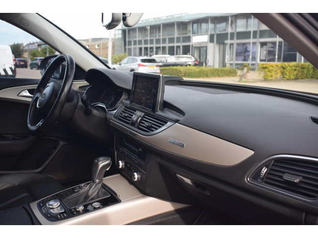Audi A6 Allroad (foto 12)