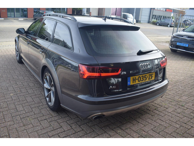 Audi A6 Allroad (foto 2)