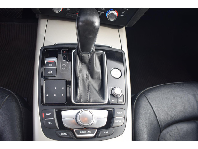 Audi A6 Allroad (foto 23)