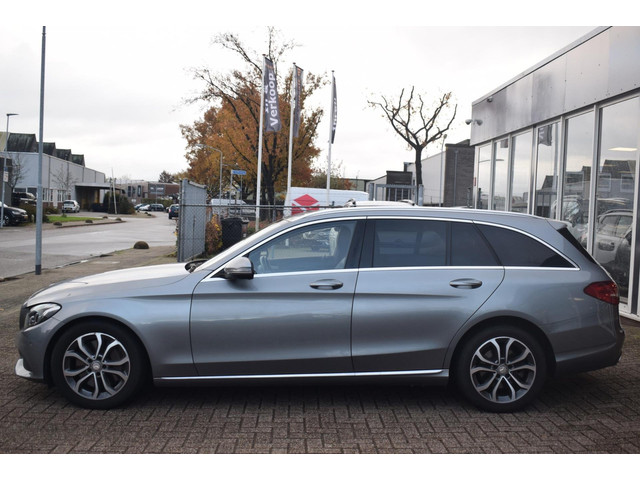 Mercedes-Benz C-Klasse (foto 6)