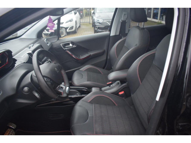 Peugeot 2008 (foto 10)