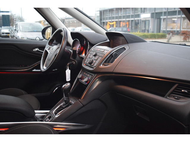 Opel Zafira (foto 10)