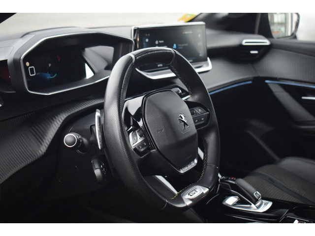 Peugeot 208 (foto 11)