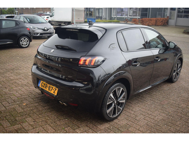 Peugeot 208 (foto 4)