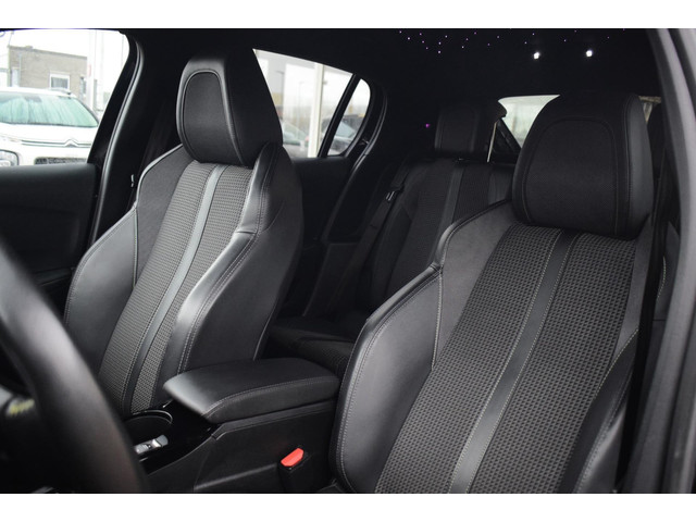 Peugeot 208 (foto 9)