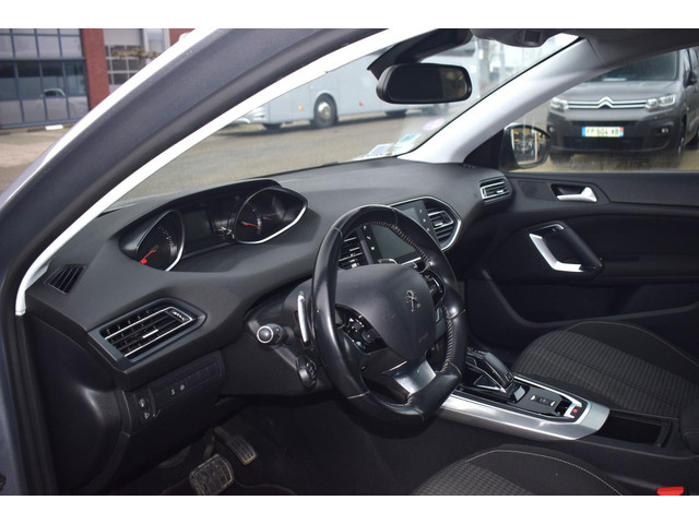 Peugeot 308 (foto 11)