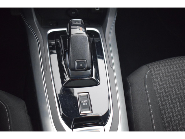 Peugeot 308 (foto 15)