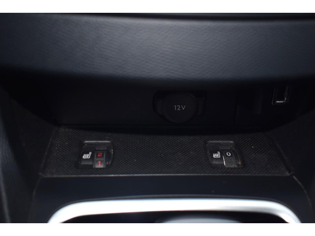 Peugeot 308 (foto 19)