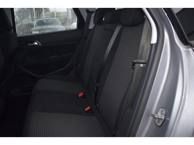 Peugeot 308 (foto 9)