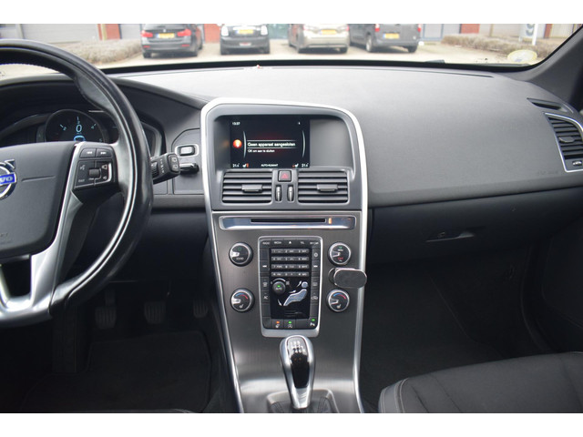 Volvo XC60 (foto 13)