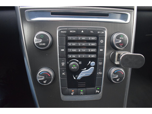 Volvo XC60 (foto 18)