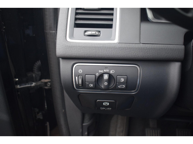 Volvo XC60 (foto 19)
