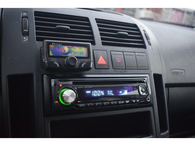 Volkswagen Polo (foto 11)