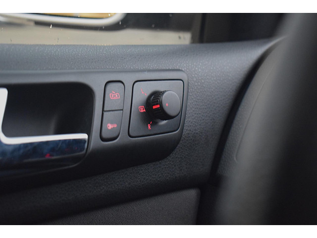 Volkswagen Polo (foto 12)