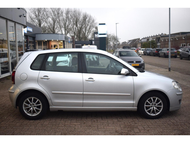 Volkswagen Polo (foto 5)