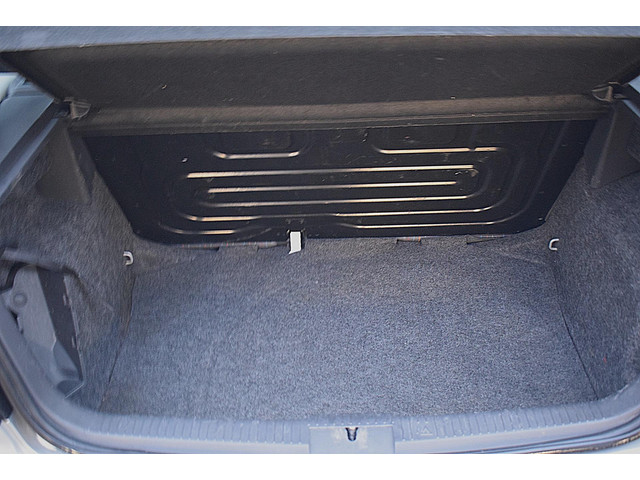 Volkswagen Polo (foto 8)