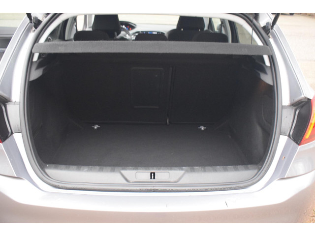 Peugeot 308 (foto 11)